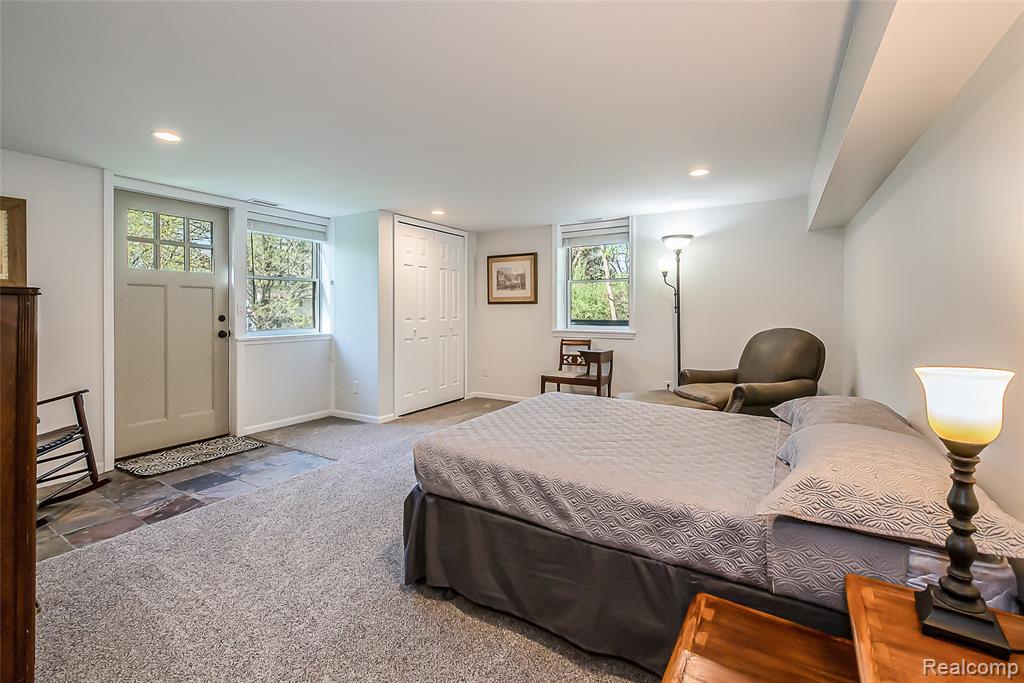 2694 WAYSIDE Drive, Ann Arbor, MI 48103 — Photo 69