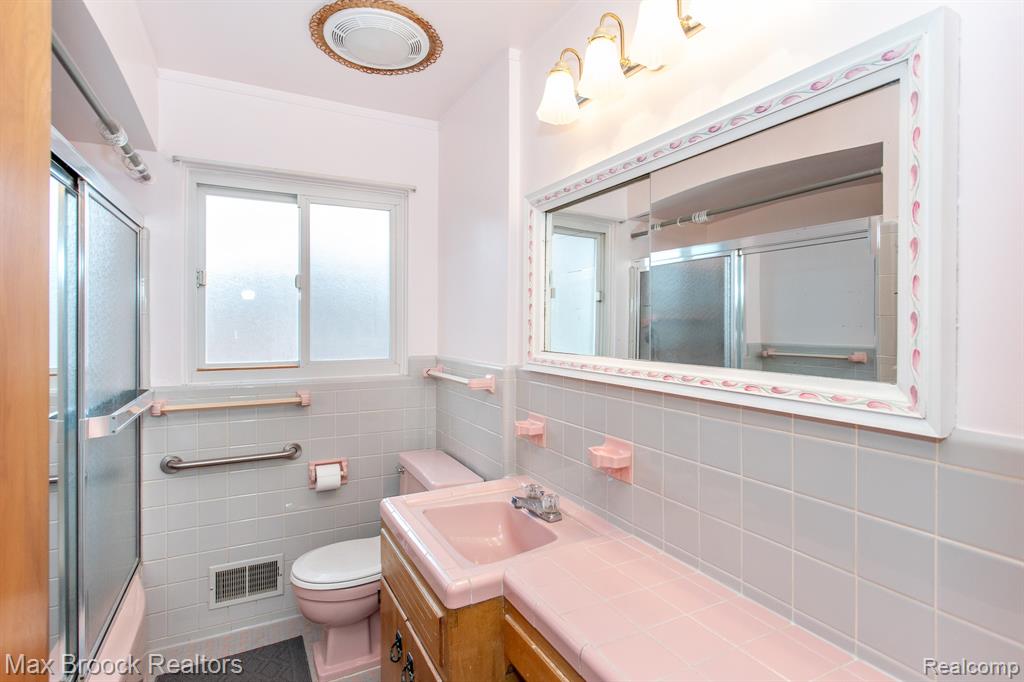 13565 Dixie, Redford, MI 48239 — Photo 21