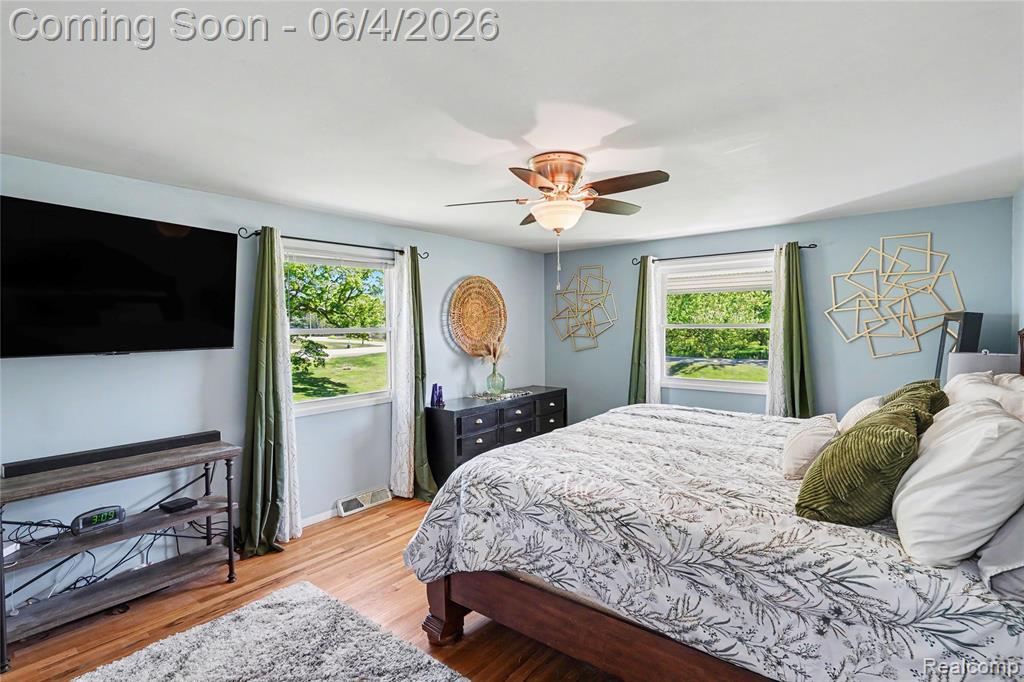4393 E Cook Road, Grand Blanc, MI 48439 — Photo 17