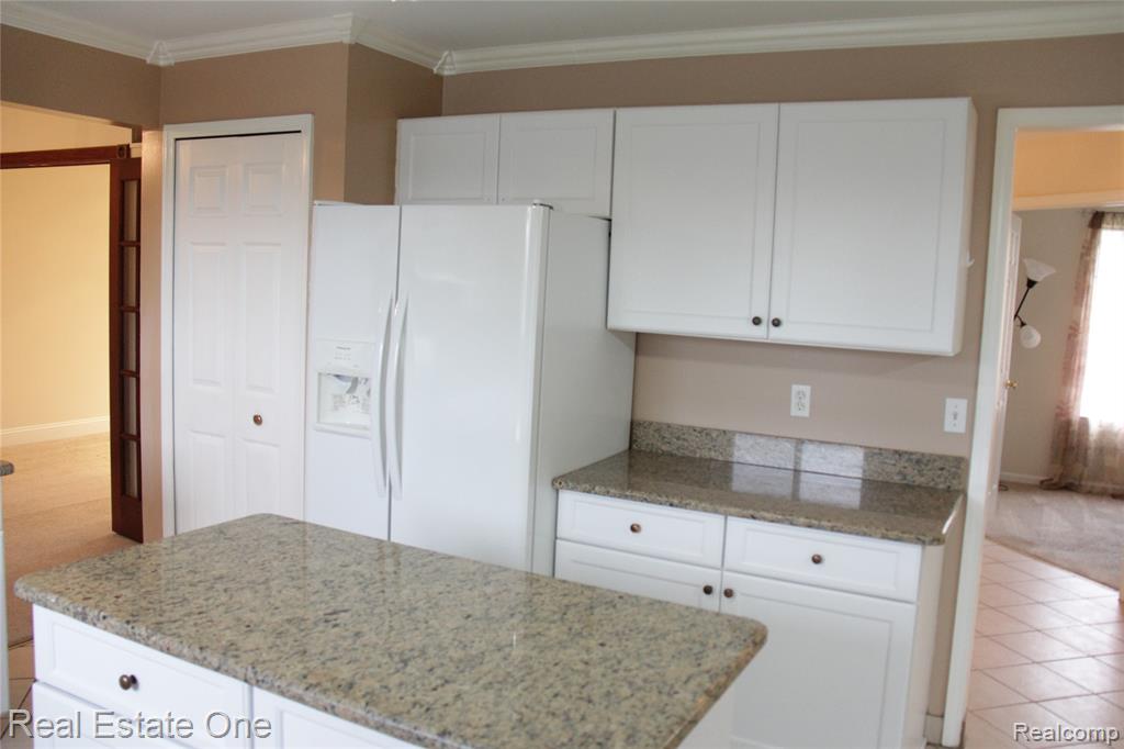 40690 Bluesprings Court, Canton, MI 48188 — Photo 19