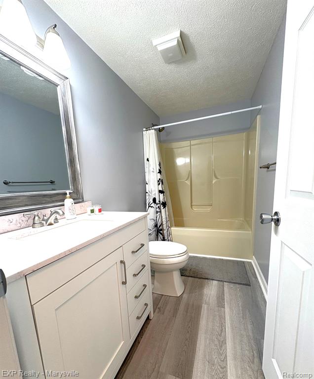 100 Hickory Lane, Yale, MI 48097 — Photo 24