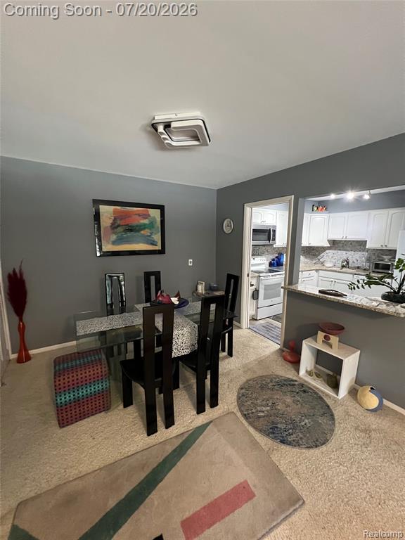 555 Townsend Street, 203, Birmingham, MI 48009 — Photo 3