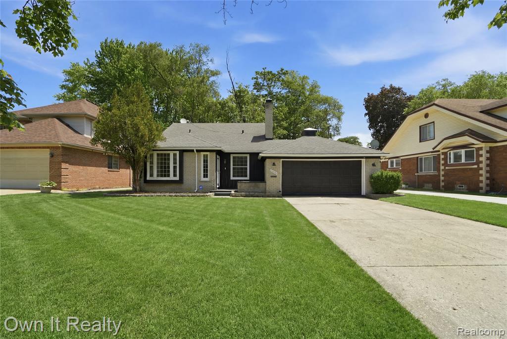 15490 Warwick Street, Detroit, MI 48223 — Photo 2