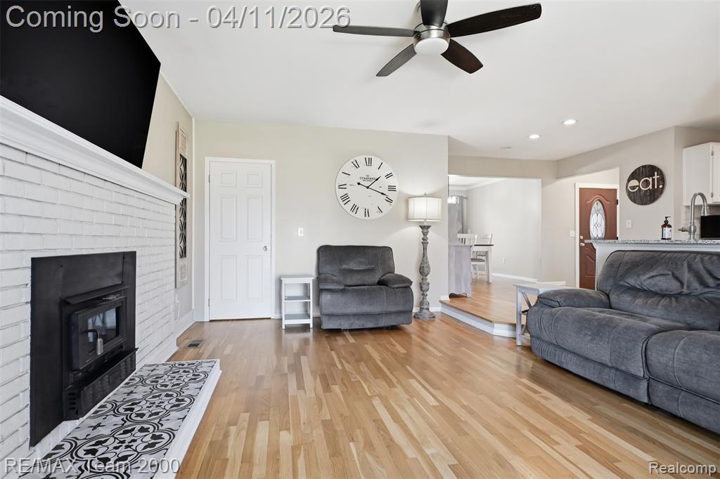 43800 Simsbury Street, Canton, MI 48187 — Photo 16