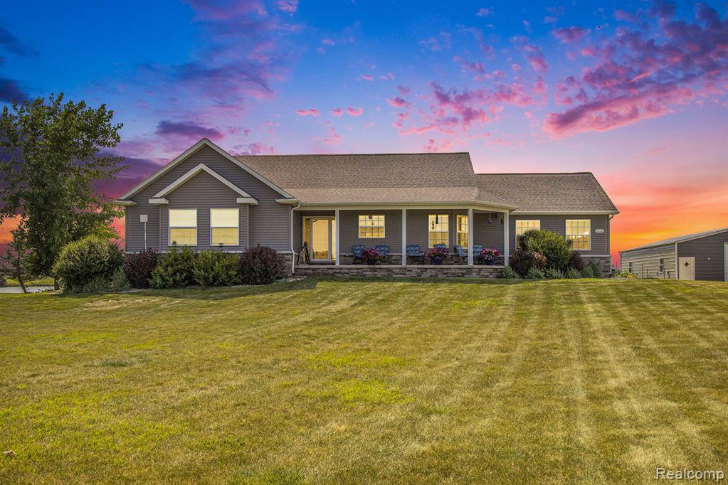 2660 Bay Point Court, Imlay City, MI 48444 — Photo 2