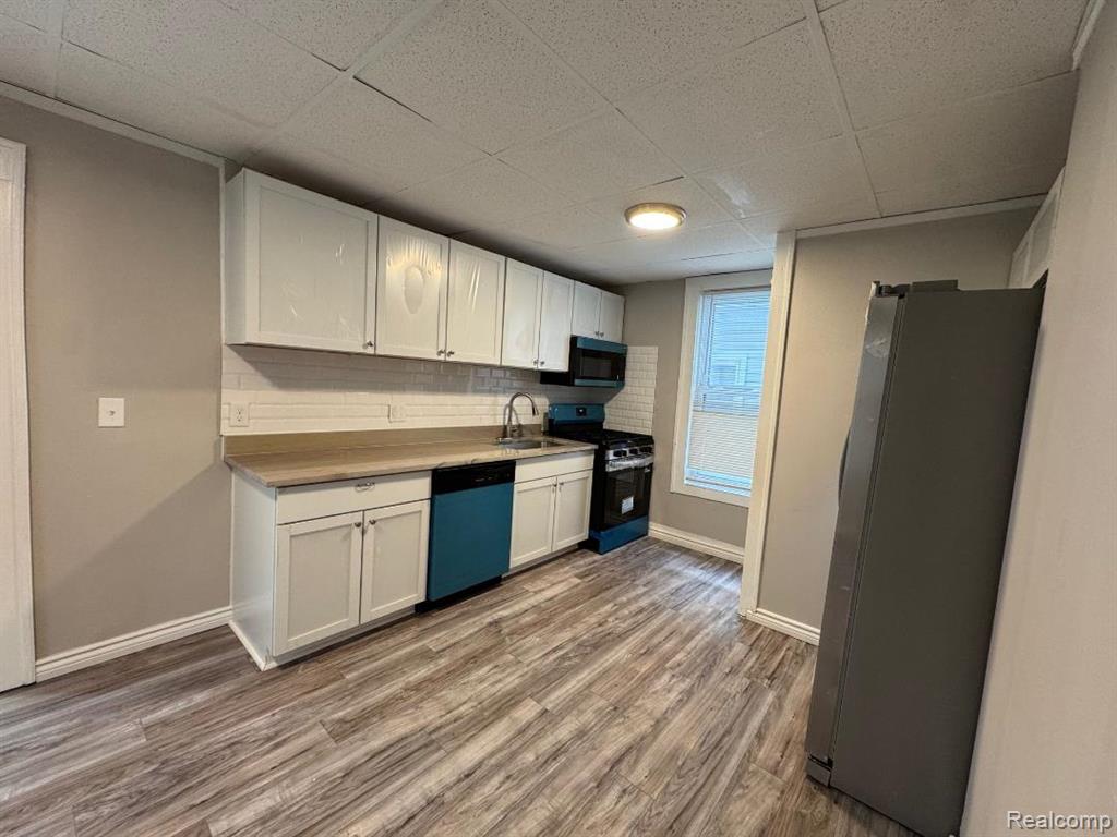 8220 Hudson Avenue, Warren, MI 48089 — Photo 13