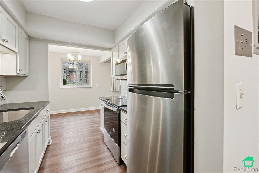 412 Riviera Drive, Saint Clair Shores, MI 48080 — Photo 17