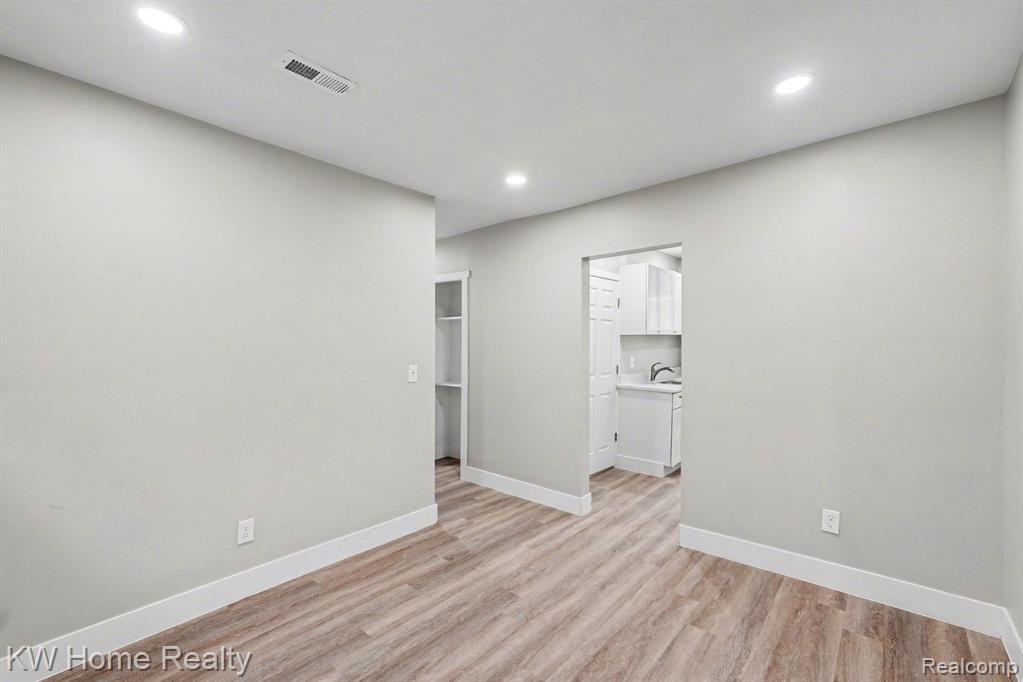 13723 Mapleridge Street, Detroit, MI 48205 — Photo 5
