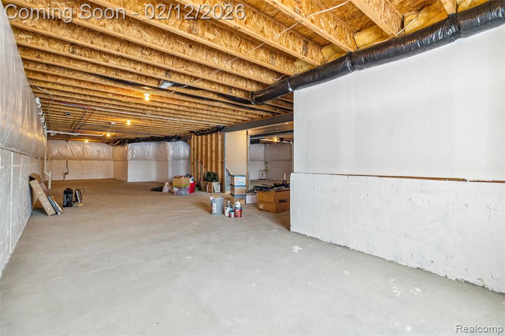 9431 Pine Valley Drive, Grand Blanc, MI, 48439