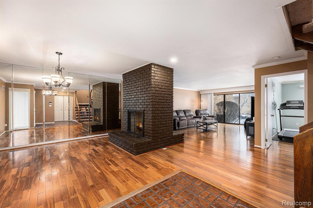 7411 Pebble Point, West Bloomfield, MI — Photo 4