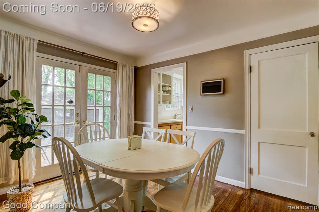 4246 Elmwood Avenue, Royal Oak, MI 48073 — Photo 8