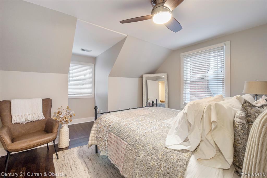 634 S HARVEY Street, Plymouth, MI 48170 — Photo 23