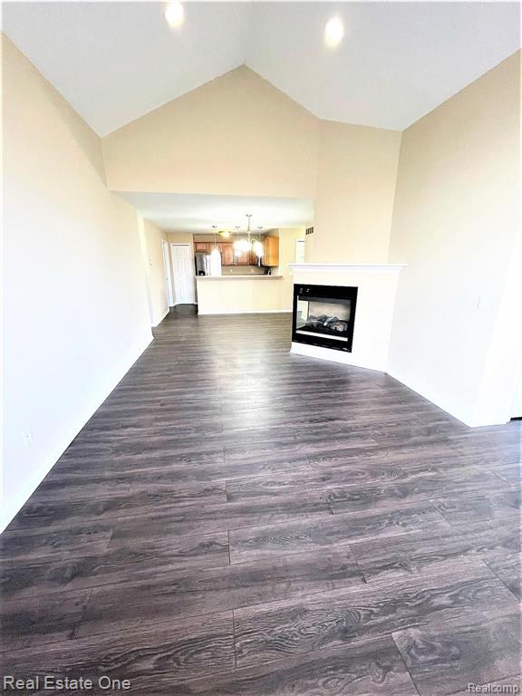 4103 CAMERON Circle, Walled Lake, MI 48390 — Photo 4