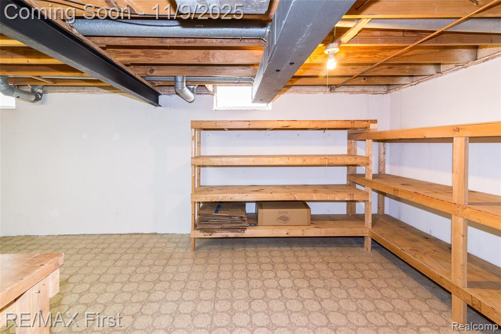 4909 Coventry Street, 287, Royal Oak, MI 48073 — Photo 33