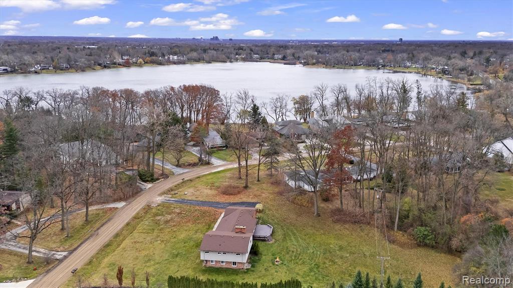 5570 FORMAN Drive, Bloomfield Hills, MI — Photo 25