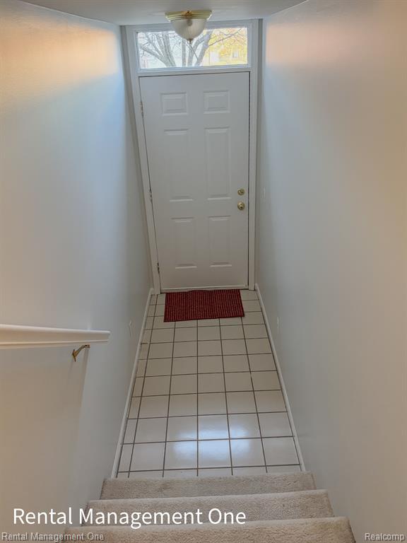 44327 LAKEPOINTE Drive, Sterling Heights, MI 48313 — Photo 37
