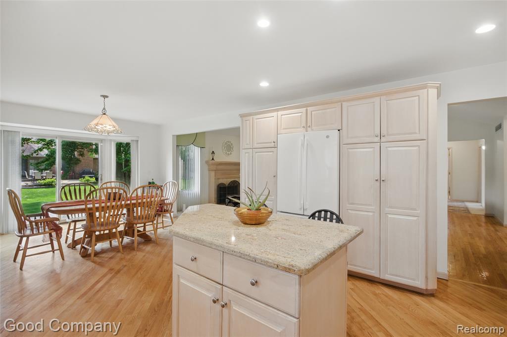 51414 Pinewood Drive, Macomb, MI 48042 — Photo 23