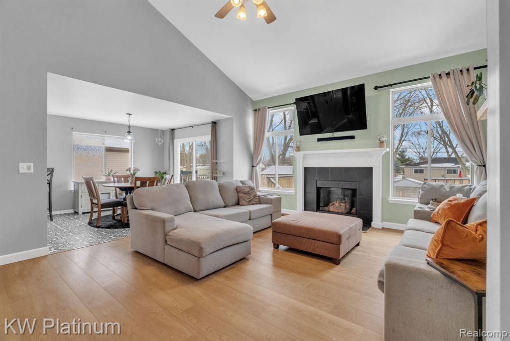 51963 Kings Pointe Drive, New Baltimore, MI 48047 — Photo 5