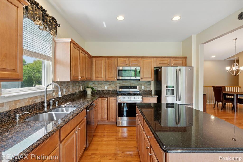 3872 RAINIER Drive, 94, Howell, MI 48843 — Photo 13