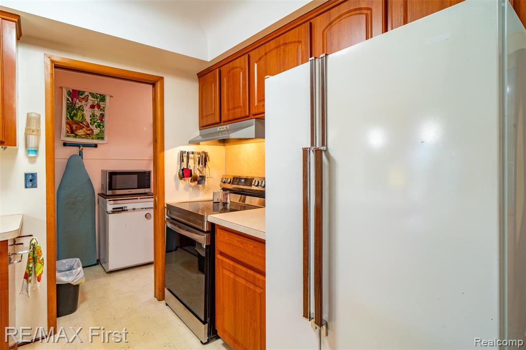 31308 Jay Drive, Warren, MI 48093 — Photo 25