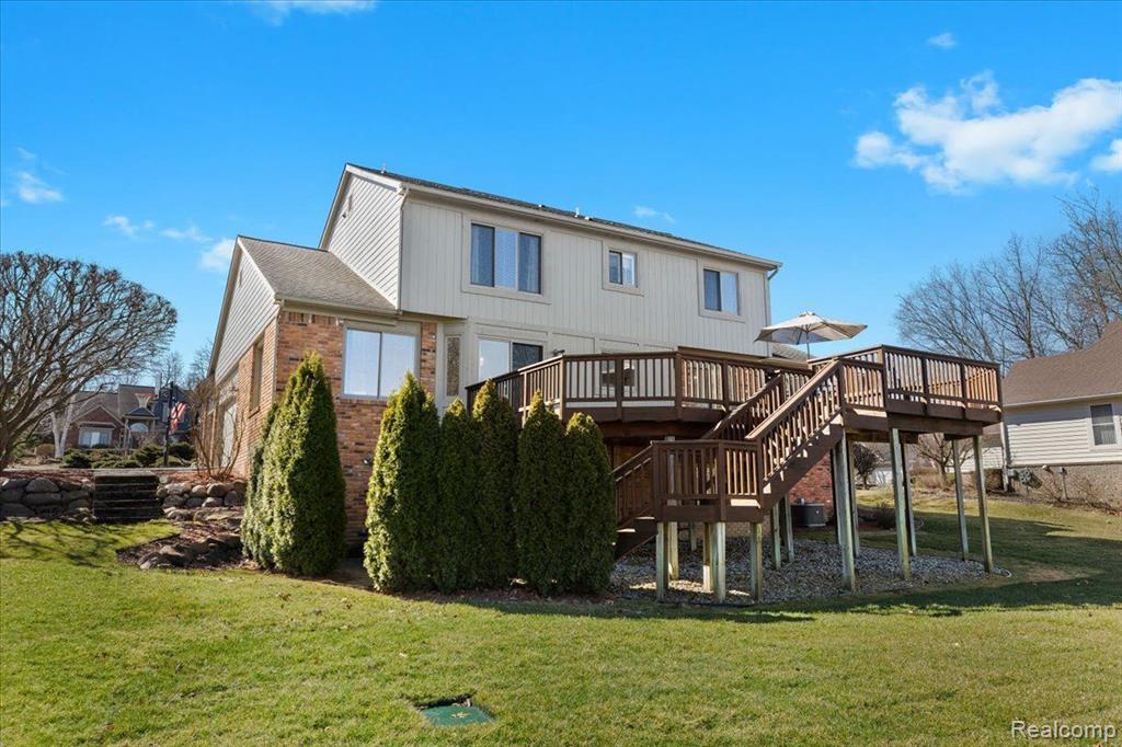 57322 HIDDEN TIMBERS Drive, South Lyon, MI 48178 — Photo 41