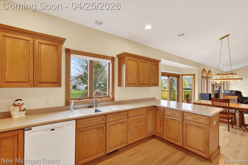 5425 Majestic Court, Swartz Creek, MI 48473 — Photo 16