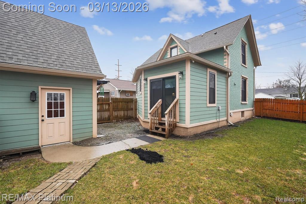 411 3rd Street, Fenton, MI 48430 — Photo 39
