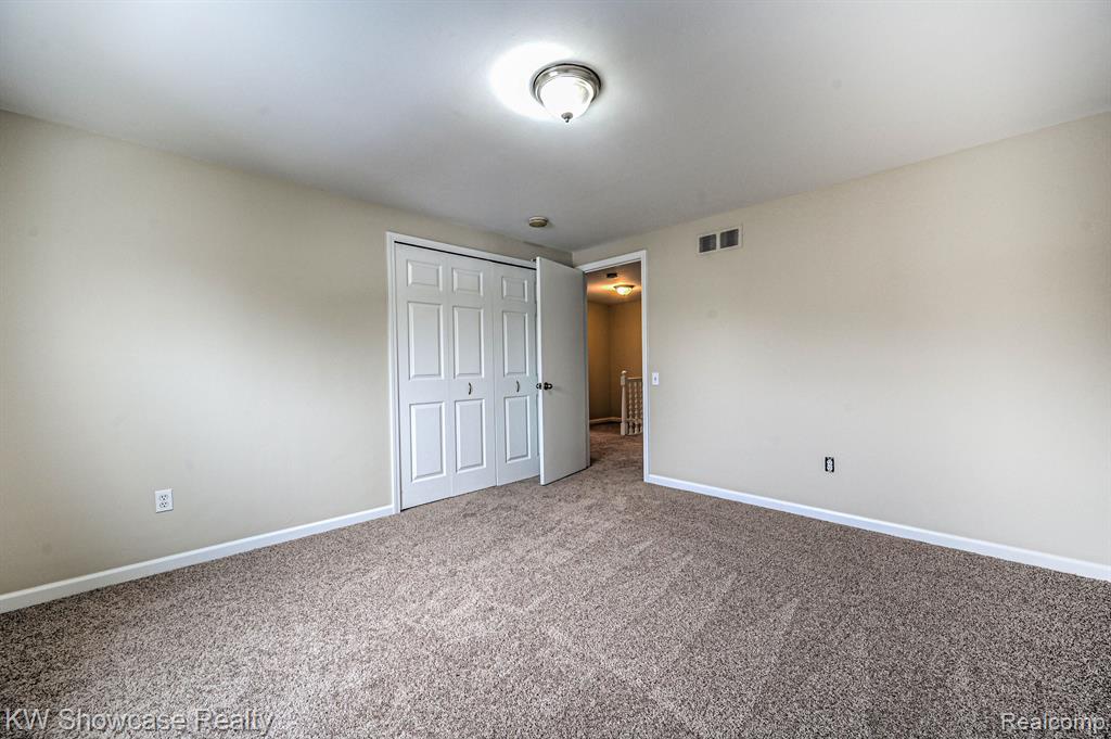 4238 STILL MEADOW Lane, West Bloomfield, MI 48323 — Photo 50
