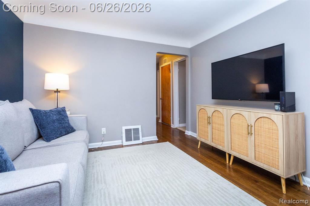 9290 Niver Avenue, Allen Park, MI 48101 — Photo 10