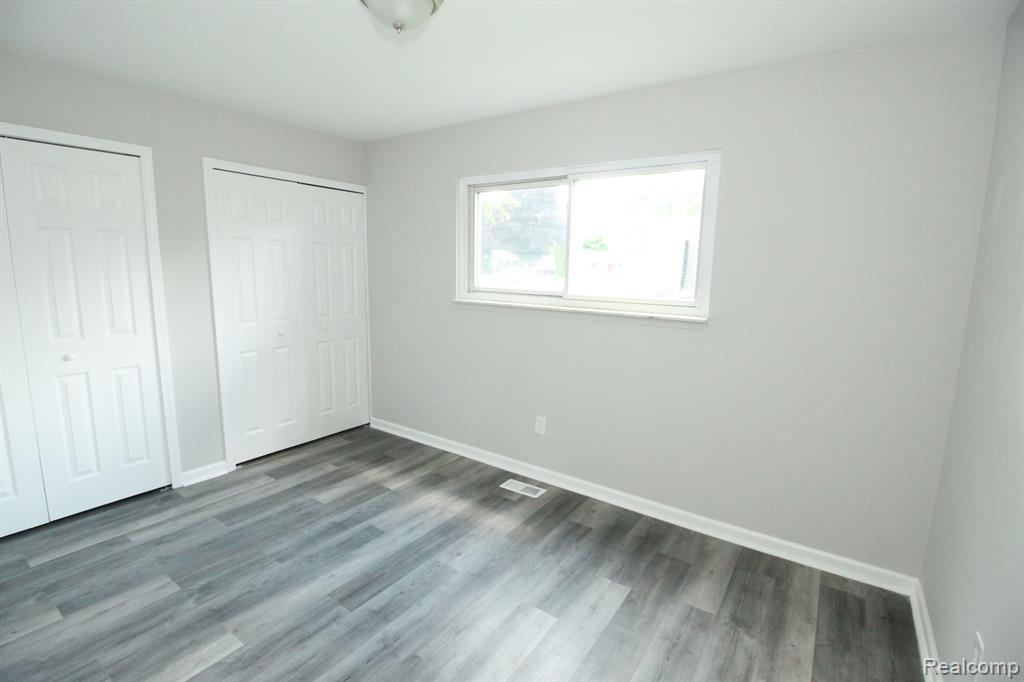 4833 OCEAN Court, Sterling Heights, MI 48310 — Photo 36