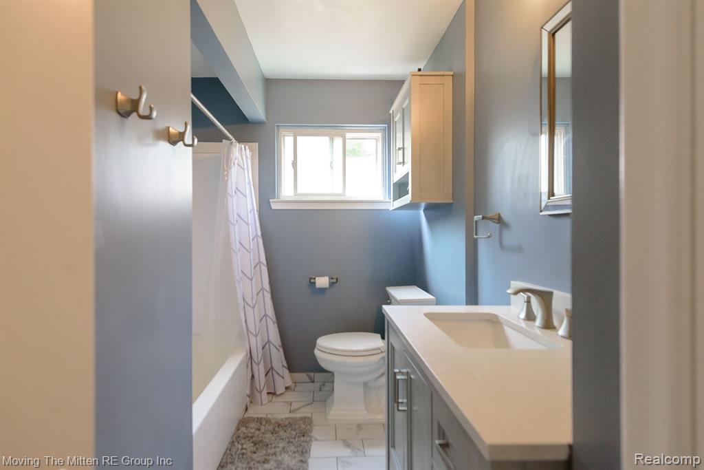 7260 MORTENVIEW Drive, Taylor, MI 48180 — Photo 15
