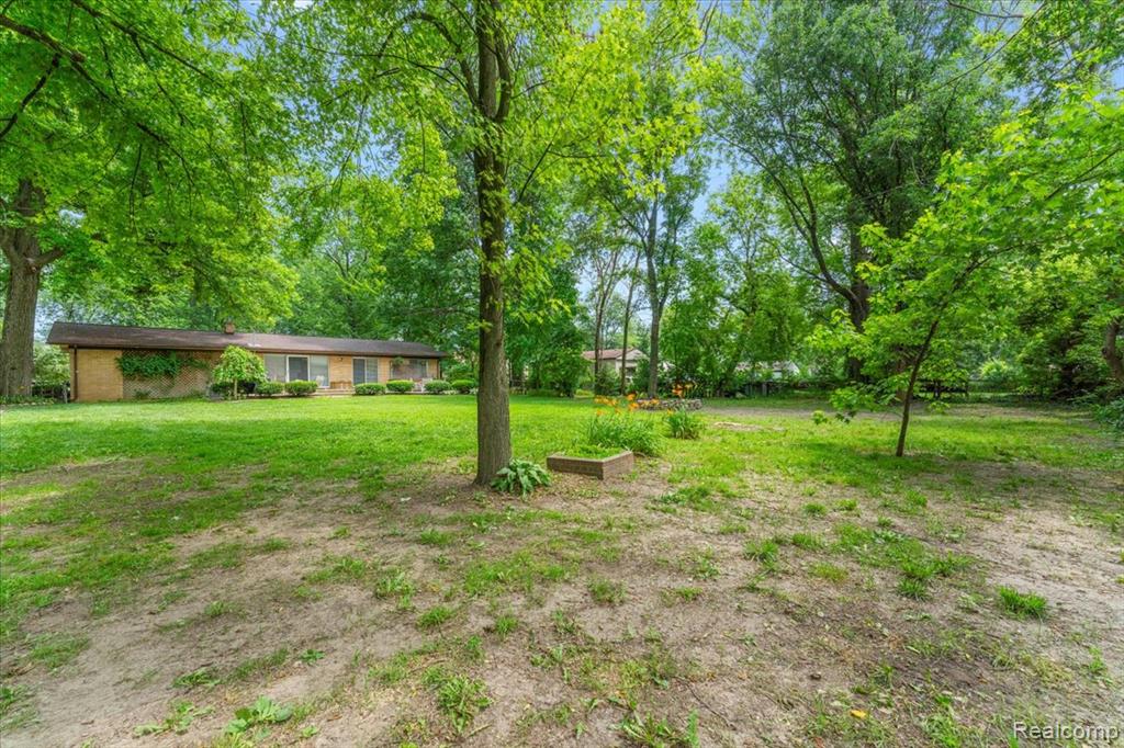 8848 Caroline Street, Taylor, MI 48180 — Photo 44