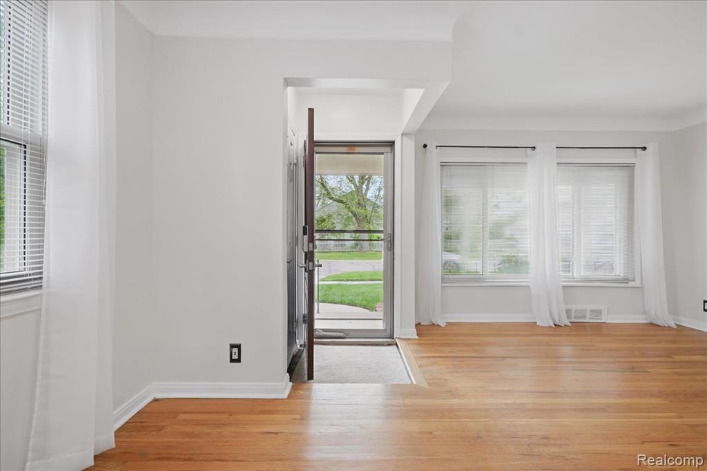 4412 COOPER Avenue, Royal Oak, MI 48073 — Photo 3