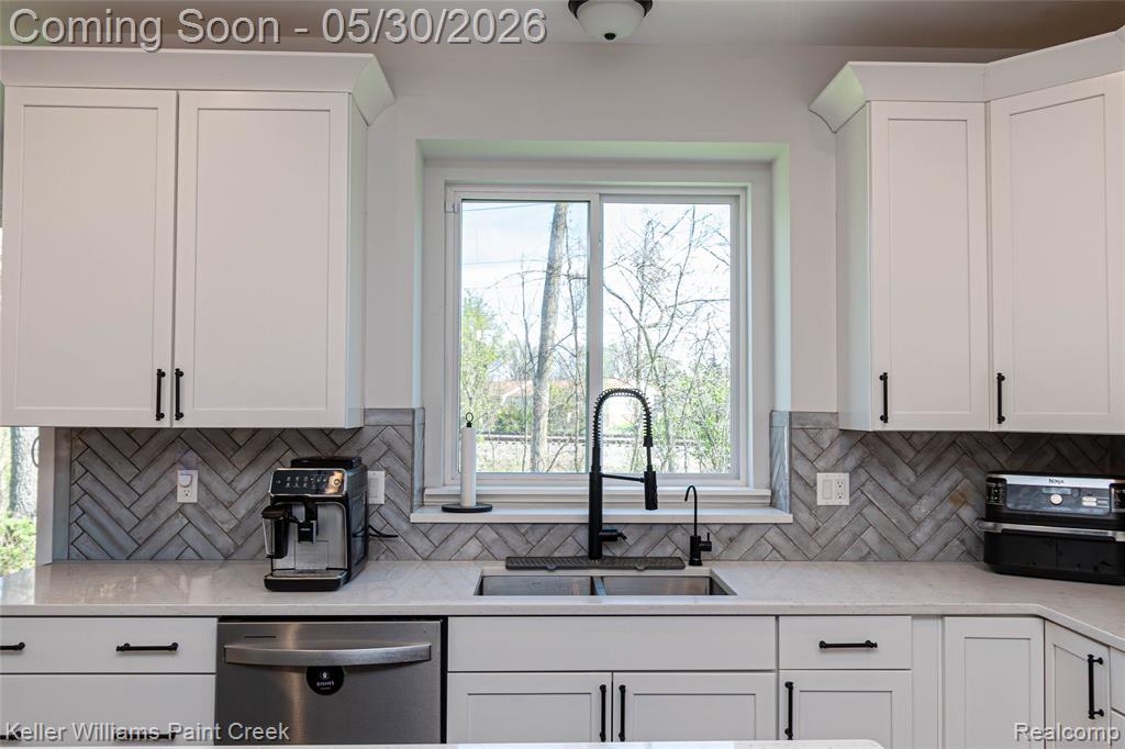 375 Amelia Circle, South Lyon, MI 48178 — Photo 24
