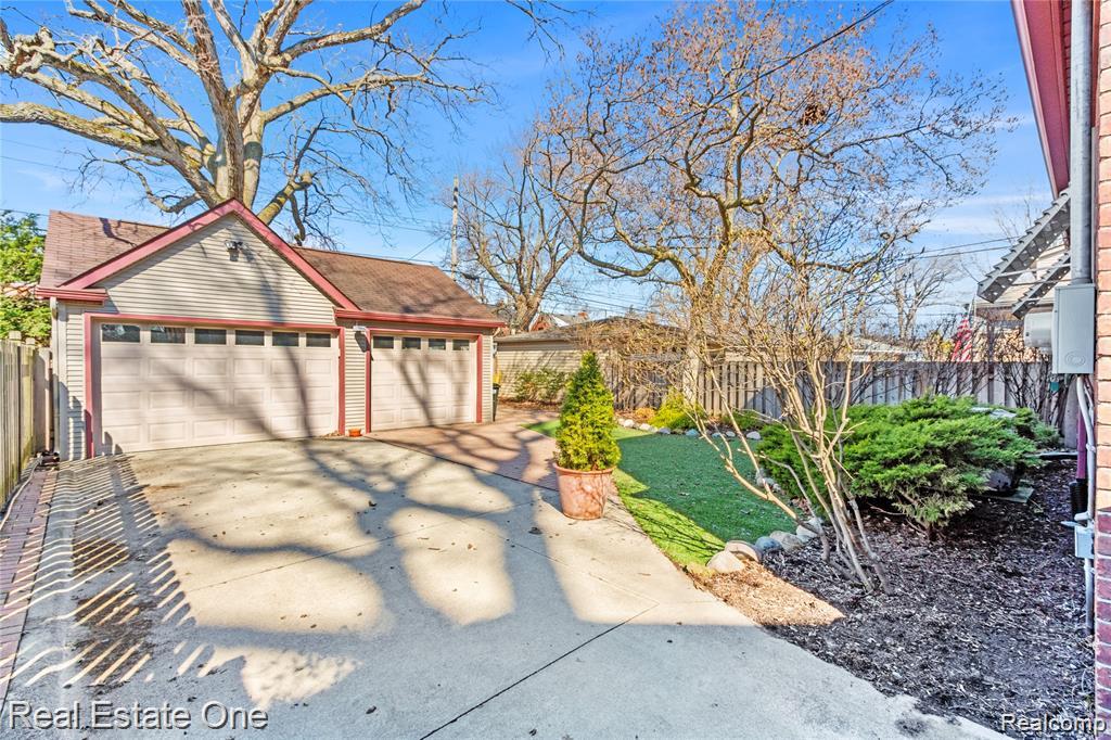 701 N Melborn Street, Dearborn, MI 48128 — Photo 25