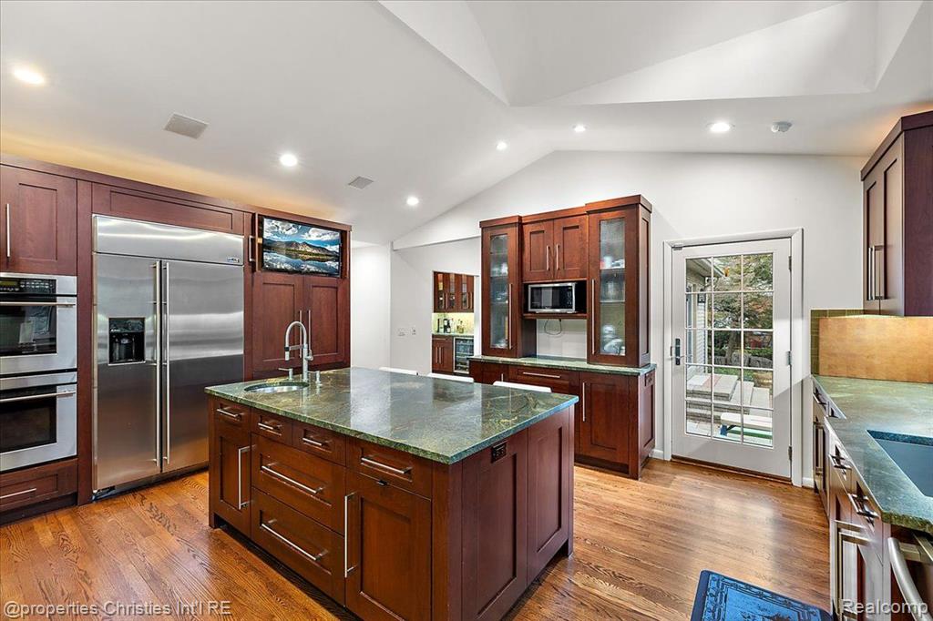 765 S Glenhurst Drive, Birmingham, MI 48009 — Photo 19
