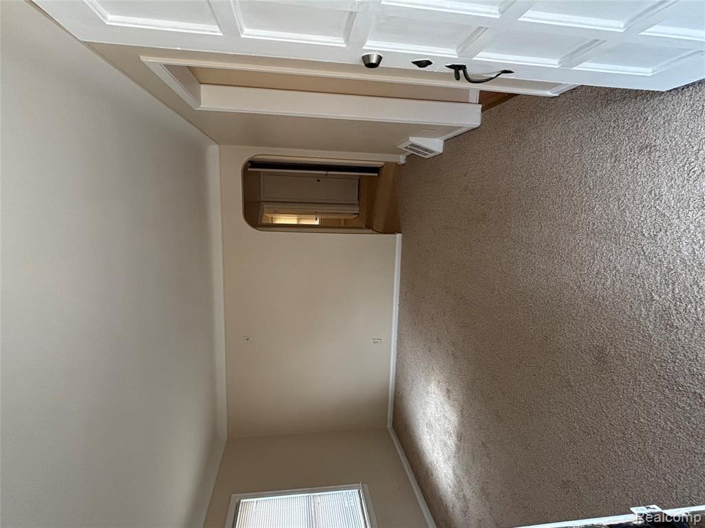 7637 Dacosta, Redford, MI 48239 — Photo 6