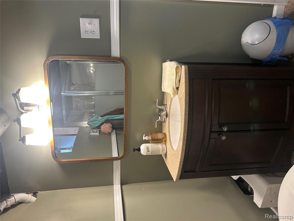 7639 Cortland Avenue, Allen Park, MI 48101 — Photo 23