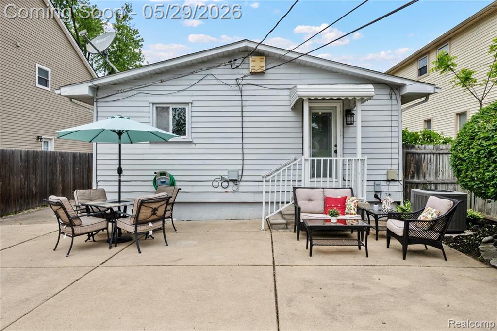 2393 Beverly Boulevard, Berkley, MI 48072 — Photo 22