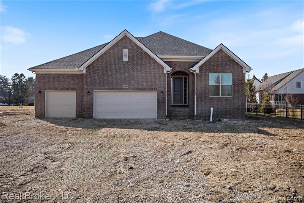 53983 STONYFORD Drive, New Baltimore, MI 48047 — Photo 2