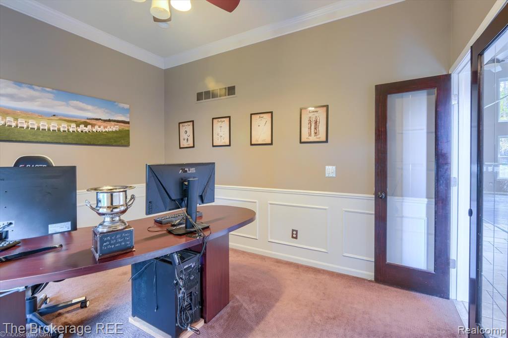 5239 Farmridge Lane, Grand Blanc, MI 48439 — Photo 62
