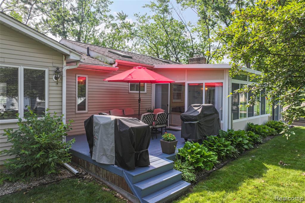 6242 Bedford Avenue, Flint, MI 48507 — Photo 8