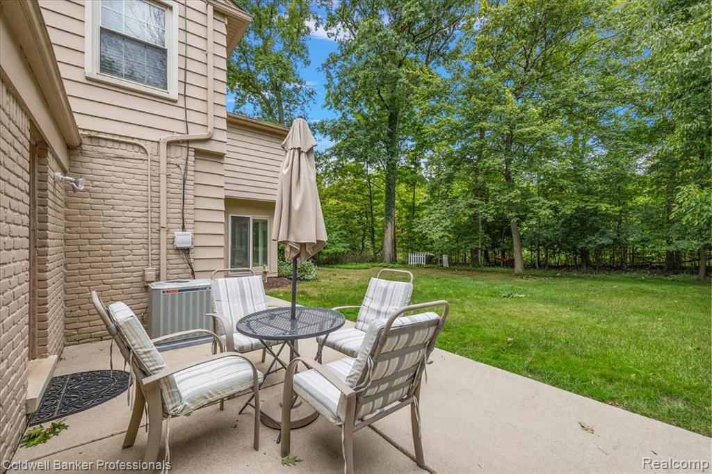 31307 Sleepy Hollow Lane, Franklin, MI 48025 — Photo 18