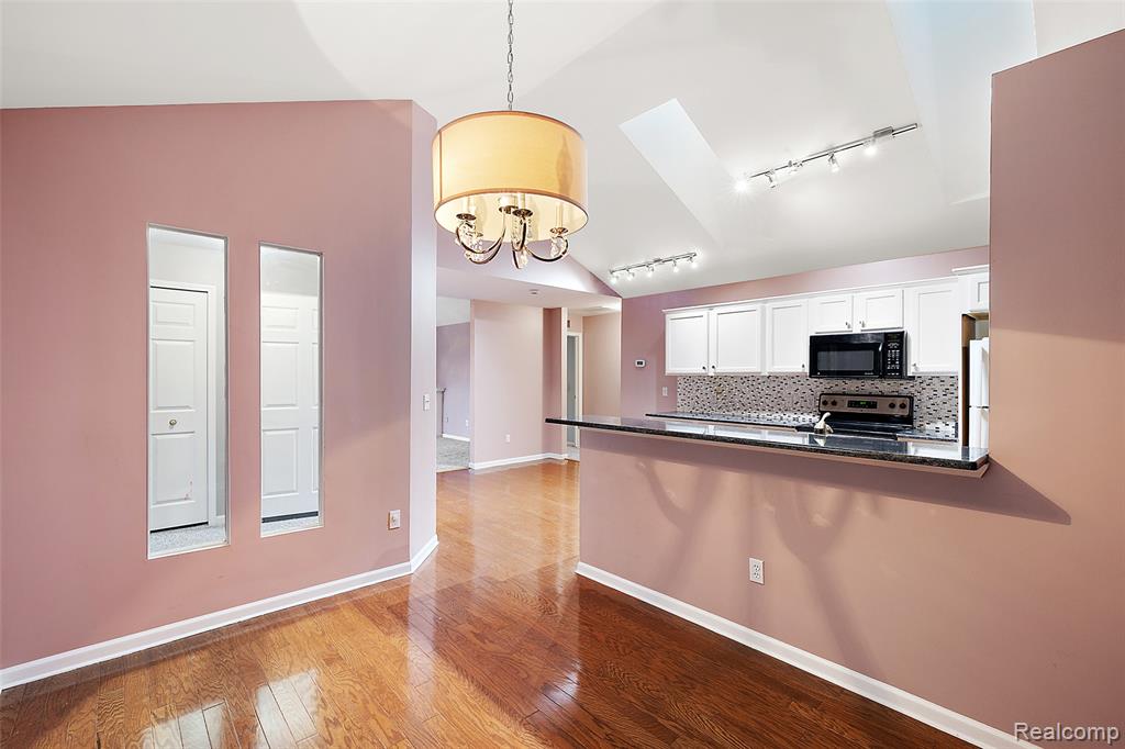 45765 Cagney Drive, Macomb, MI 48044 — Photo 18