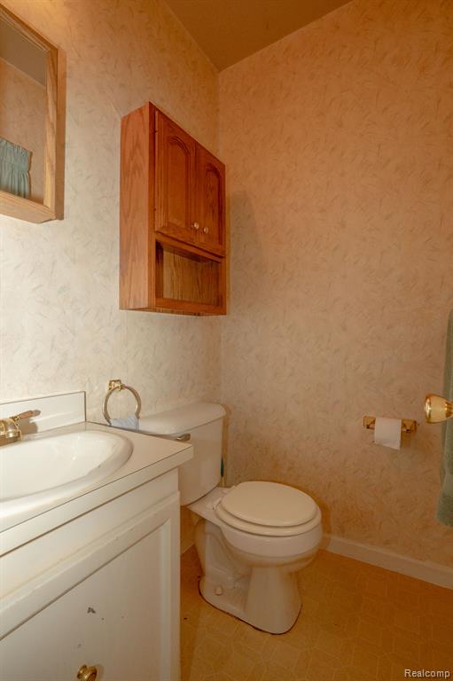 41381 Clayton Street, Clinton Twp, MI 48038 — Photo 22