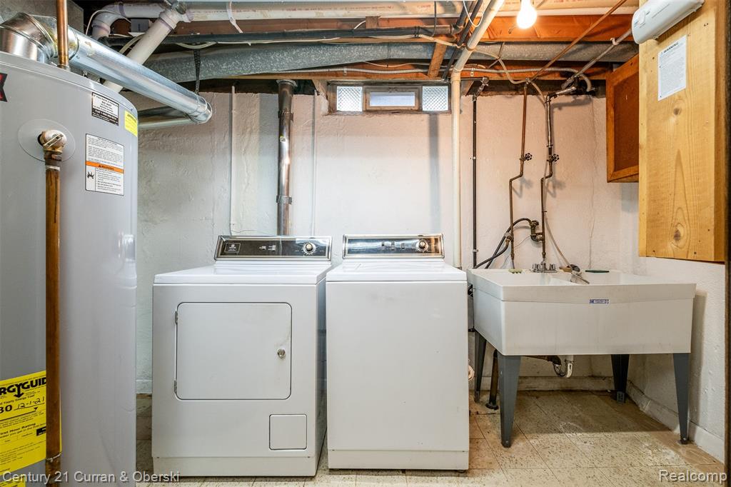 6216 Kinmore Street, Dearborn Heights, MI 48127 — Photo 31