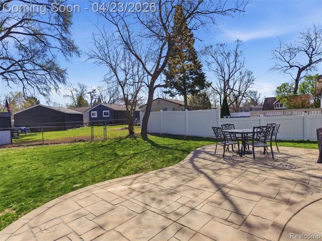 4060 Laforest Drive, Waterford, MI 48329 — Photo 33