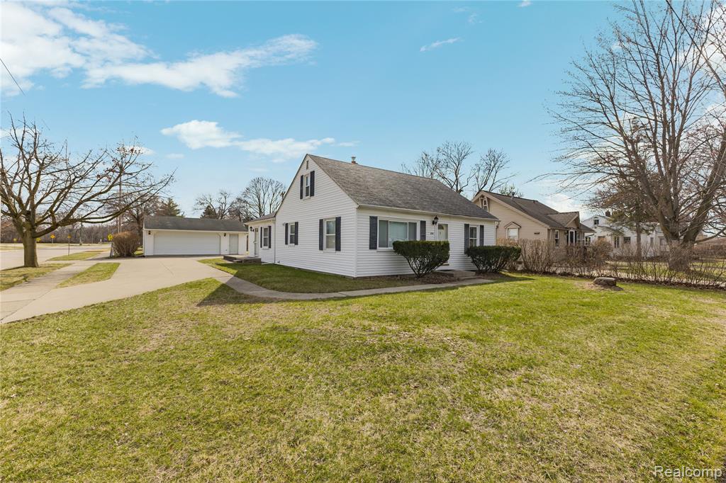 684 Greylock Street, Belleville, MI 48111 — Photo 41