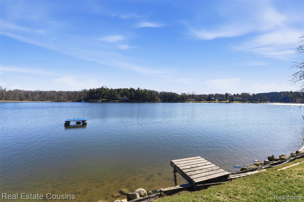 8028 Ore Knob Drive, Fenton, MI 48430 — Photo 38