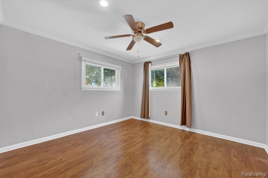 401 W Liberty Street, South Lyon, MI 48178 — Photo 23